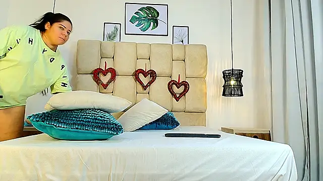 Snapshot of elizawiliamst chatting on September 2025 12:54:02 PM elizawiliamst online show from September 2025 12:54:02 PM