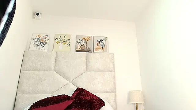 Snapshot of elizawiliamst chatting on November 2025 11:27:01 AM elizawiliamst online show from November 2025 11:27:01 AM