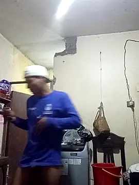 Bebicho14 online show from April 2026 12:10:01 AM