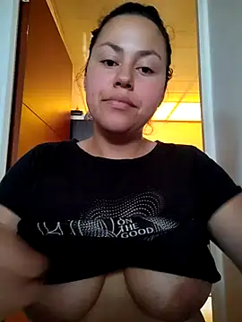 Snapshot of camila-titis chatting on March 2026 07:31:01 PM camila-titis online show from March 2026 07:31:01 PM