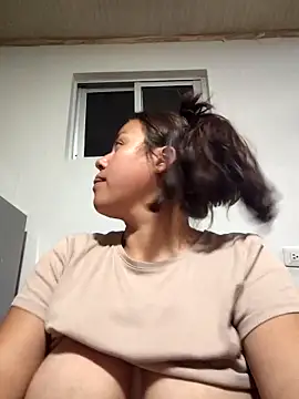 Snapshot of camila-titis chatting on March 2026 02:33:02 AM camila-titis online show from March 2026 02:33:02 AM