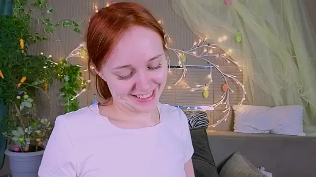 PollyVinice online show from April 2026 08:47:01 PM