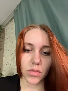 Snapshot of PollyVinice chatting on July 2026 04:44:01 PM PollyVinice online show from July 2026 04:44:01 PM