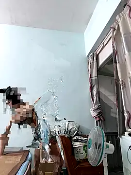 simsim-00 online show from October 2025 01:12:02 PM