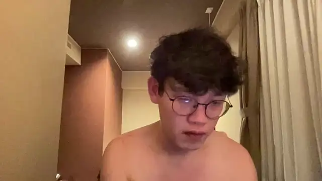 Passionatetwink2 online show from December 2025 01:51:01 PM