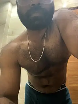 Snapshot of DJLOVE280825 chatting on March 2026 09:15:01 PM DJLOVE280825 online show from March 2026 09:15:01 PM