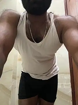 Snapshot of DJLOVE280825 chatting on April 2026 10:20:01 PM DJLOVE280825 online show from April 2026 10:20:01 PM