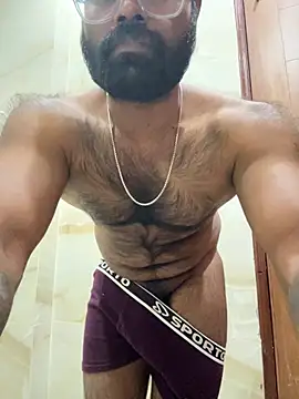 Snapshot of DJLOVE280825 chatting on April 2026 09:52:01 PM DJLOVE280825 online show from April 2026 09:52:01 PM