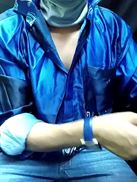 chocolate alone online show from November 2025 06:35:01 AM