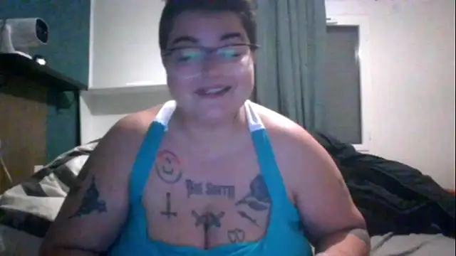 Snapshot of PirateXL chatting on March 2026 12:36:01 AM PirateXL online show from March 2026 12:36:01 AM