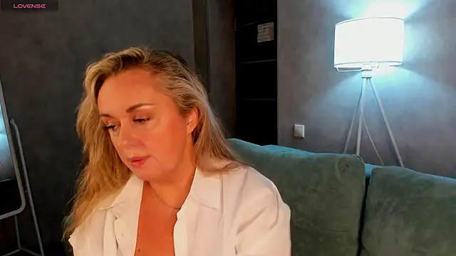 Sky Kuper online show from October 2025 12:38:02 AM