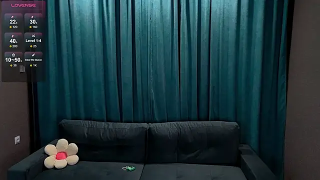 AnnieKim  online show from November 2025 02:07:01 PM