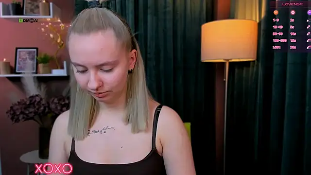 mila glow1 online show from April 2026 06:47:01 PM