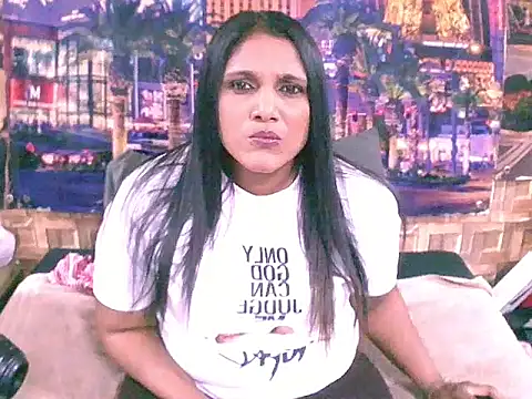 IndianSexyLady4u online show from October 2025 03:22:02 PM