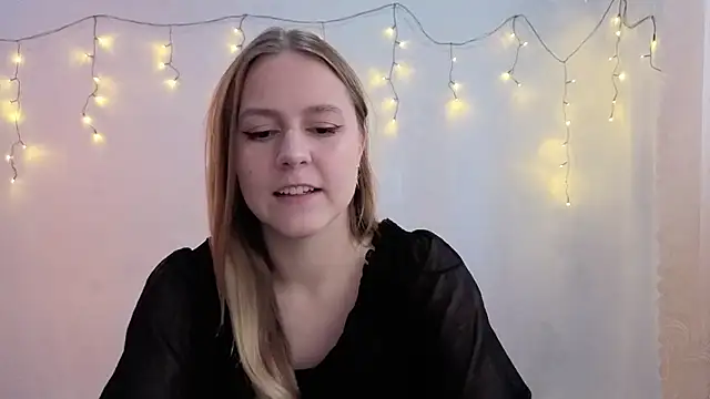 Snapshot of ShyMistery chatting on November 2025 11:53:02 AM ShyMistery online show from November 2025 11:53:02 AM