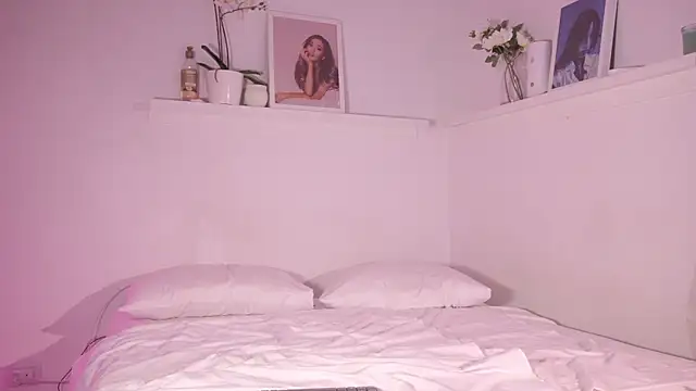 Snapshot of sweettener_ chatting on October 2025 11:44:02 AM sweettener  online show from October 2025 11:44:02 AM