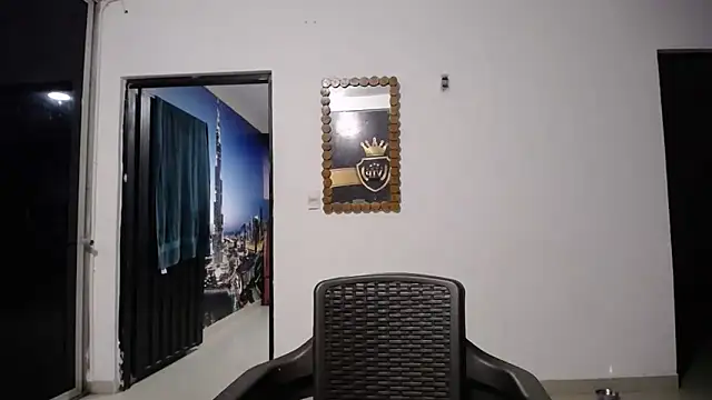 yohacriss online show from September 2025 08:42:01 PM