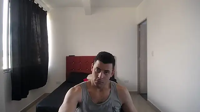 yohacriss online show from November 2025 08:25:02 PM