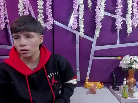 Bruno Cruzz online show from December 2025 02:06:01 AM