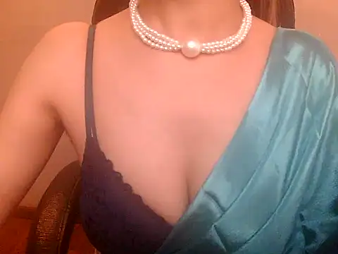 Snapshot of akankshapuri chatting on November 2025 03:07:01 AM akankshapuri online show from November 2025 03:07:01 AM