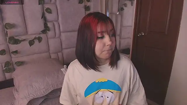 Snapshot of sophiievv chatting on September 2025 12:28:02 PM sophiievv online show from September 2025 12:28:02 PM