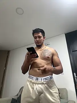 Snapshot of JeanLust chatting on April 2026 01:18:01 AM JeanLust online show from April 2026 01:18:01 AM