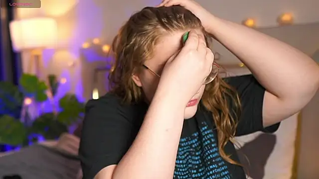 Alissa S online show from December 2024 12:44:01 PM