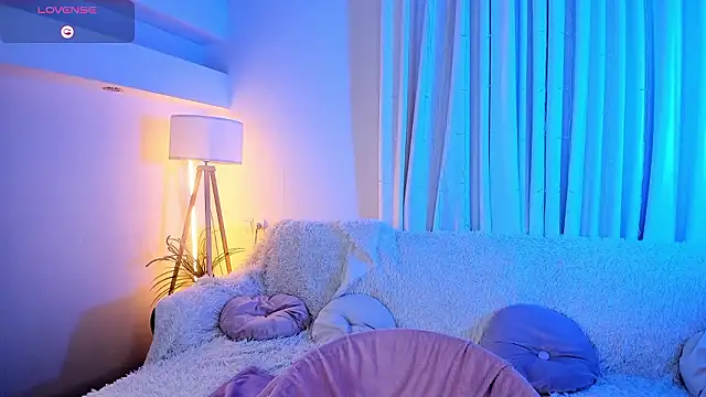 Snapshot of Alissa_S chatting on March 2026 04:22:01 PM Alissa S online show from March 2026 04:22:01 PM