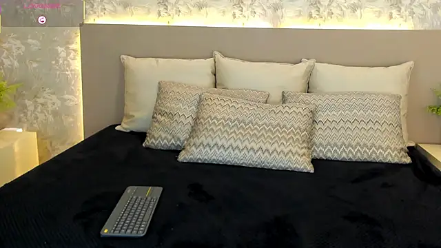 MilaGrace1 online show from September 2025 10:20:02 AM