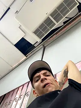 Luck  090 online show from October 2025 06:17:02 PM