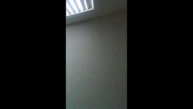 sthuart22 online show from October 2025 10:51:02 PM