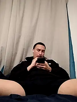 Snapshot of Jadriel23 chatting on October 2025 04:35:02 AM Jadriel23 online show from October 2025 04:35:02 AM