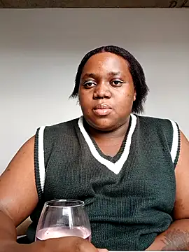 Gyminae online show from November 2025 11:54:02 AM