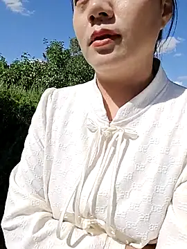 Snapshot of bingxin- chatting on September 2025 05:06:02 AM bingxin- online show from September 2025 05:06:02 AM