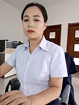 Snapshot of bingxin- chatting on September 2025 06:40:01 AM bingxin- online show from September 2025 06:40:01 AM