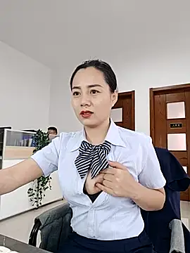 Snapshot of bingxin- chatting on November 2025 02:11:01 AM bingxin- online show from November 2025 02:11:01 AM