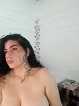 Snapshot of adelen_smith chatting on April 2026 05:56:01 PM adelen smith online show from April 2026 05:56:01 PM