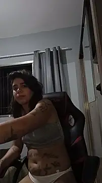 Maricamposs online show from November 2025 02:43:02 AM