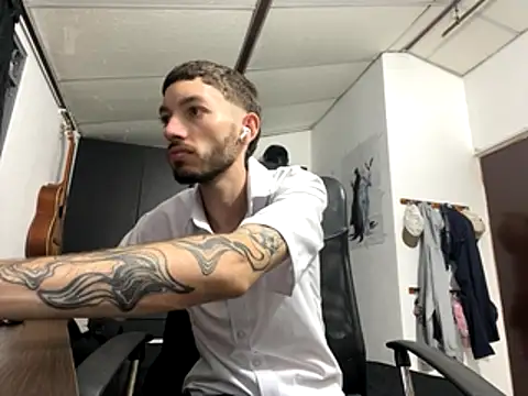 Snapshot of sarabiaarevalo chatting on October 2025 04:26:01 AM sarabiaarevalo online show from October 2025 04:26:01 AM