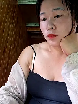 ALIENHR38 online show from September 2025 01:05:01 AM