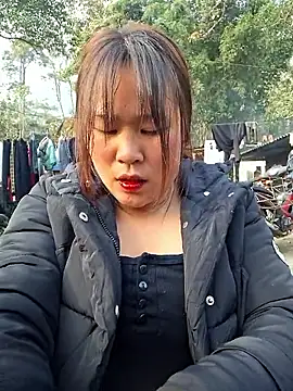 Snapshot of ALIENHR38 chatting on January 2026 01:22:02 AM ALIENHR38 online show from January 2026 01:22:02 AM