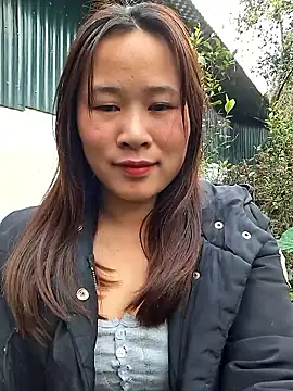 Snapshot of ALIENHR38 chatting on February 2026 02:19:01 AM ALIENHR38 online show from February 2026 02:19:01 AM