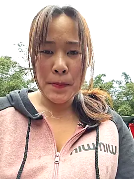 Snapshot of ALIENHR38 chatting on March 2026 01:43:02 AM ALIENHR38 online show from March 2026 01:43:02 AM