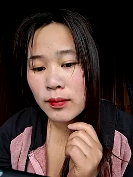 Snapshot of ALIENHR38 chatting on March 2026 01:11:01 AM ALIENHR38 online show from March 2026 01:11:01 AM