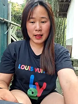 Snapshot of ALIENHR38 chatting on April 2026 07:03:02 AM ALIENHR38 online show from April 2026 07:03:02 AM