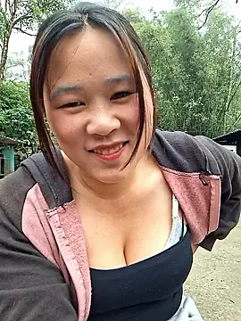 Snapshot of ALIENHR38 chatting on April 2026 03:09:02 AM ALIENHR38 online show from April 2026 03:09:02 AM