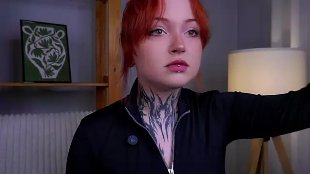 Snapshot of MarnaHarbor chatting on October 2025 11:53:02 AM MarnaHarbor online show from October 2025 11:53:02 AM