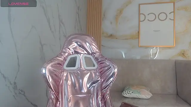 Snapshot of sara_lopez_s chatting on October 2025 01:30:01 AM sara lopez s online show from October 2025 01:30:01 AM