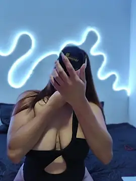 Snapshot of GabyMontenegro chatting on March 2026 12:11:01 PM GabyMontenegro online show from March 2026 12:11:01 PM