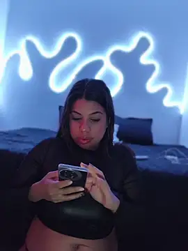 Snapshot of GabyMontenegro chatting on March 2026 12:22:01 PM GabyMontenegro online show from March 2026 12:22:01 PM